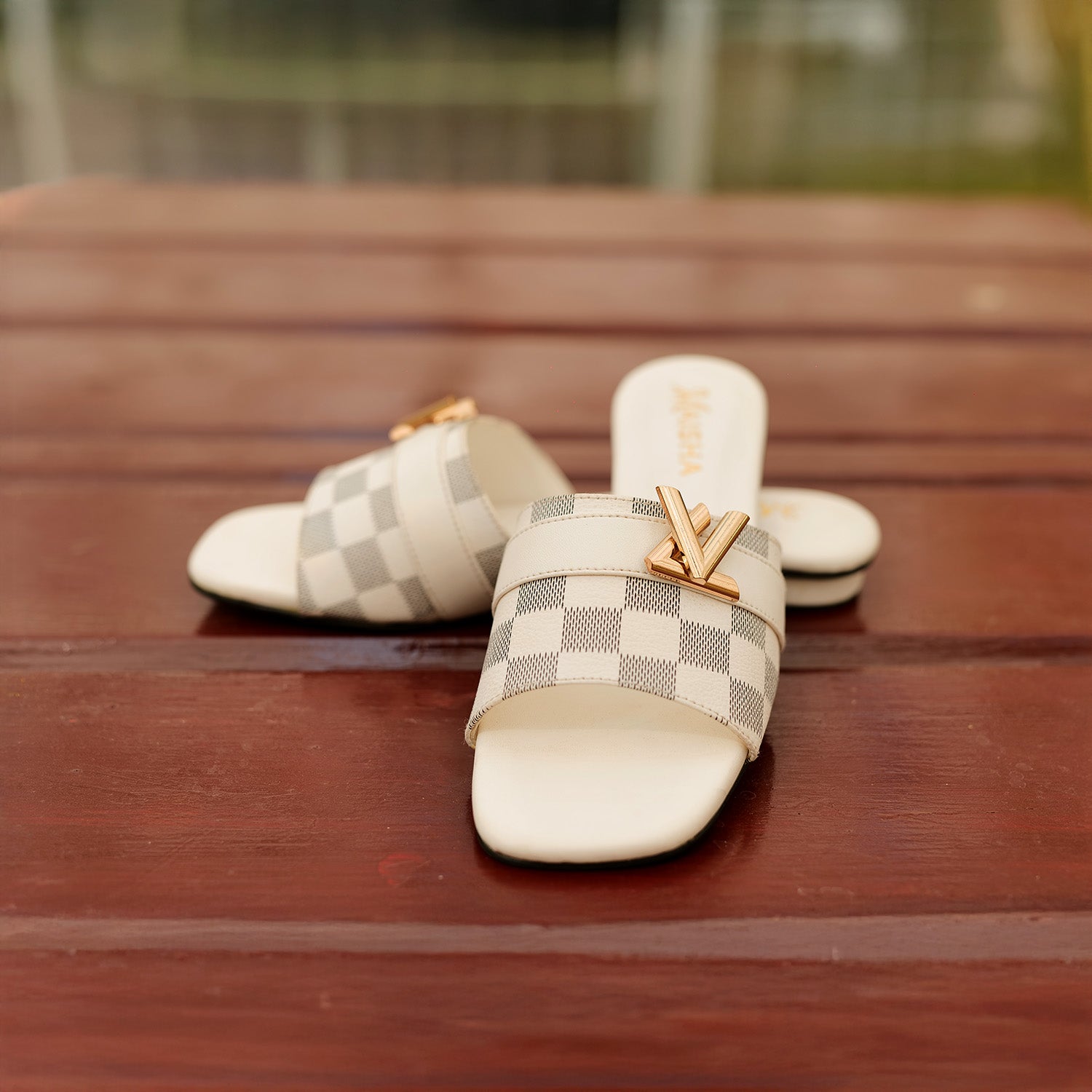 LV Classy Flat MF-113